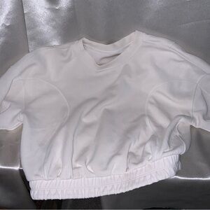 lululemon cropped comfortable top